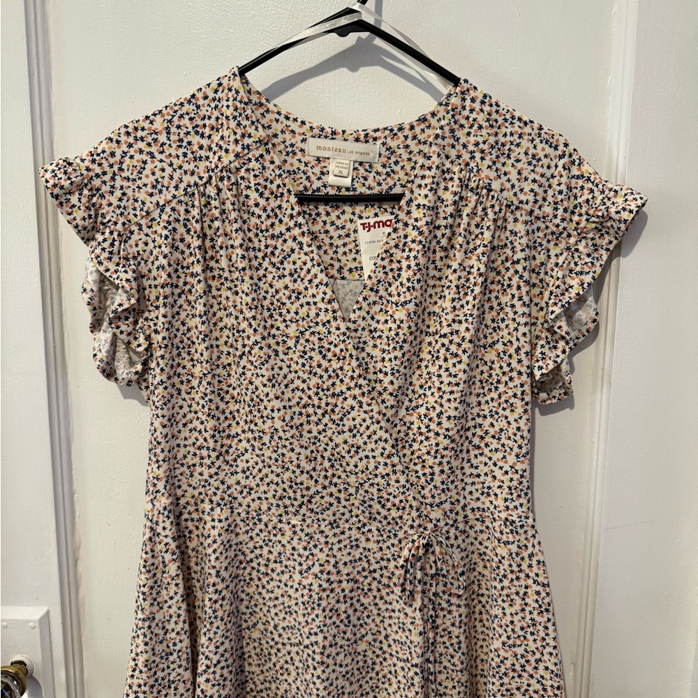 NWT Monteau Multicolor Floral Blouse